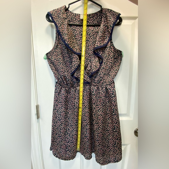 Floral Satin Minidress - Picture 7 of 8